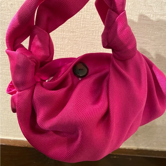 The Row Ascot Bag Fuchsia - Picture 5 of 5
